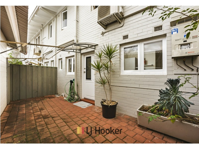 12/3 Derrington Crescent, Balga WA 6061
