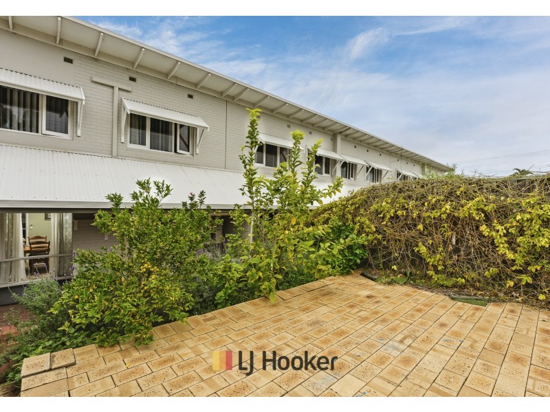 12/3 Derrington Crescent, Balga WA 6061