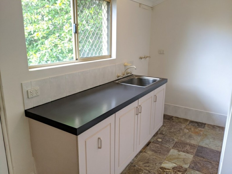 1 Pelham Way, Girrawheen WA 6064