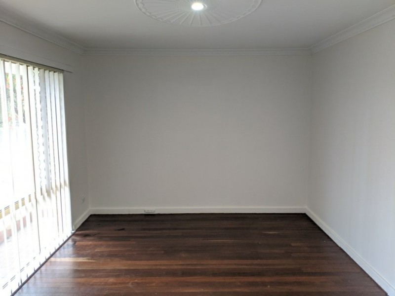 1 Pelham Way, Girrawheen WA 6064