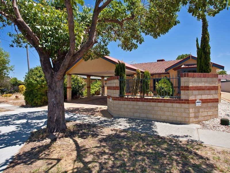 A/111 Ravenswood Drive, Westminster WA 6061