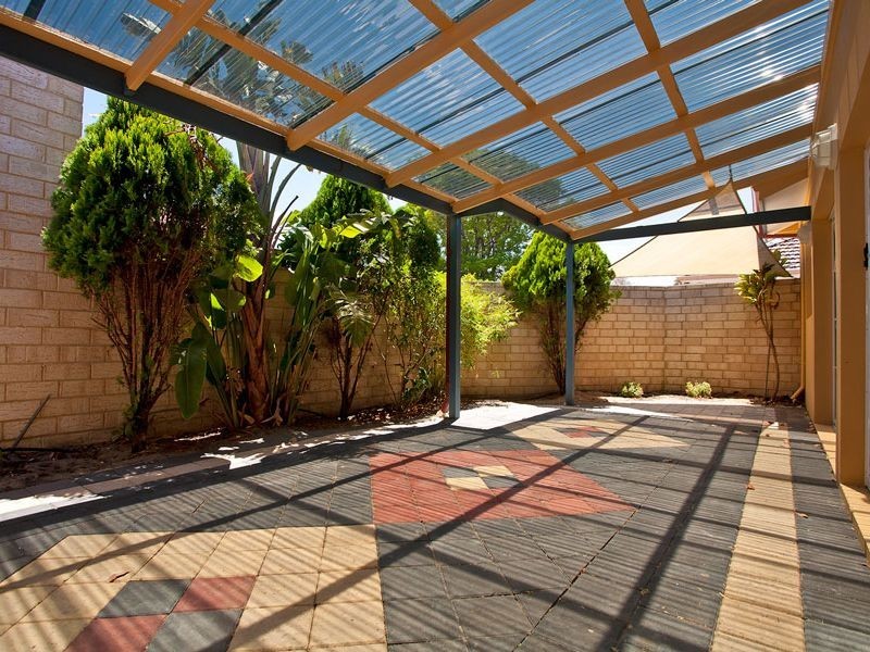 A/111 Ravenswood Drive, Westminster WA 6061