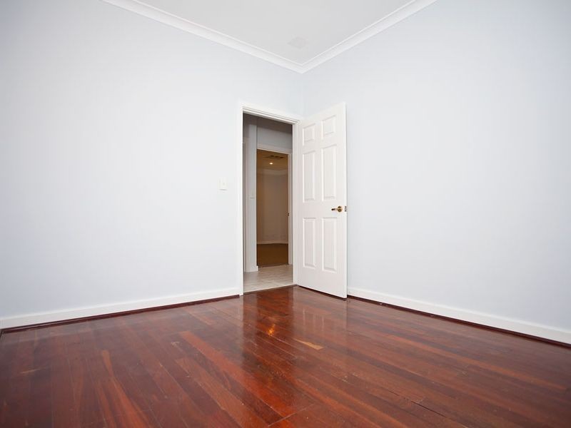 A/111 Ravenswood Drive, Westminster WA 6061