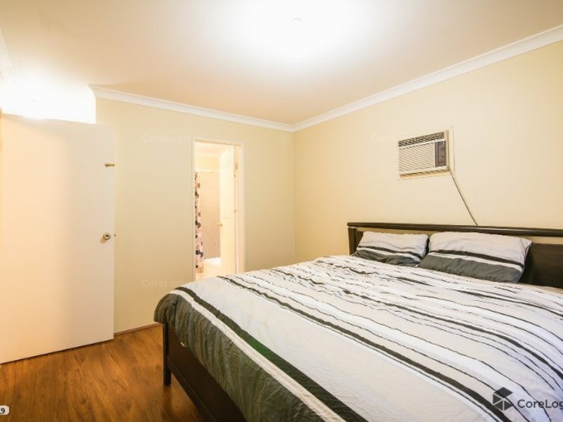 4 Benia Rise, Alexander Heights WA 6064