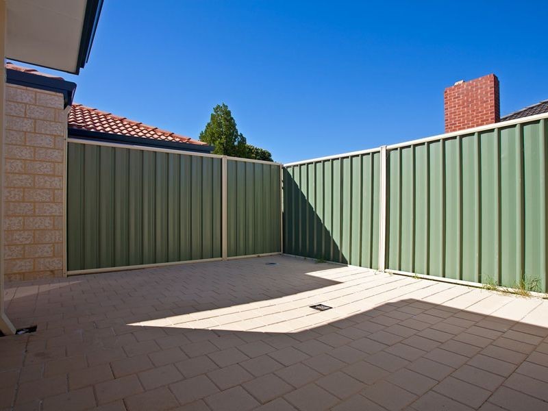 B/24 Keeble Way, Balga WA 6061