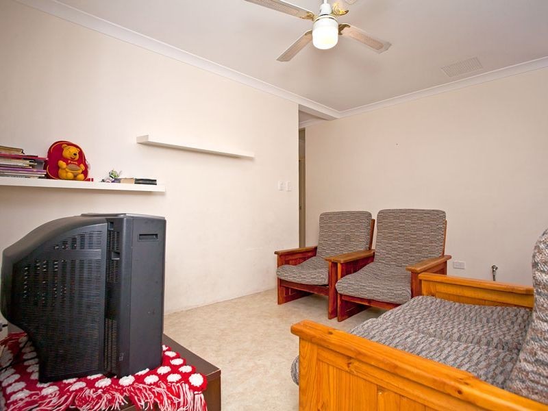 B/24 Keeble Way, Balga WA 6061