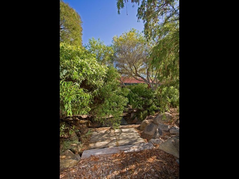 99 Waddington Crescent, Koondoola WA 6064