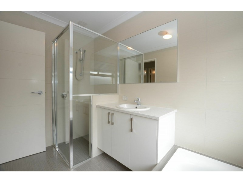 46 Alnwick Turn, Landsdale WA 6065