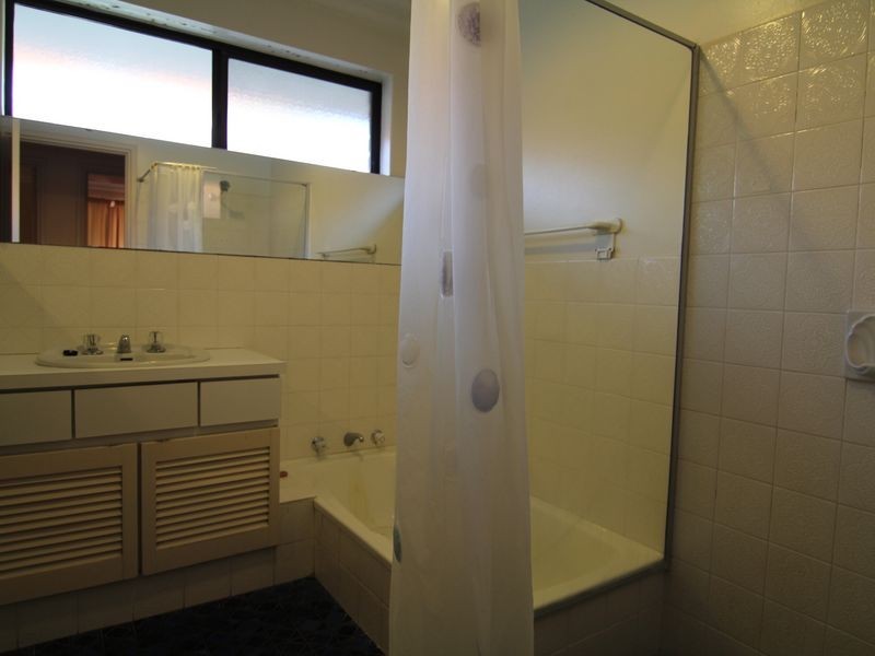 14 Siddeley Place, Dianella WA 6059