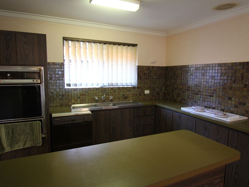 14 Siddeley Place, Dianella WA 6059