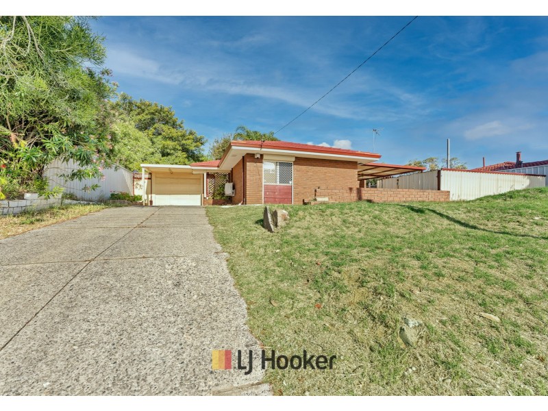 14 Girrawheen Ave, Girrawheen WA 6064