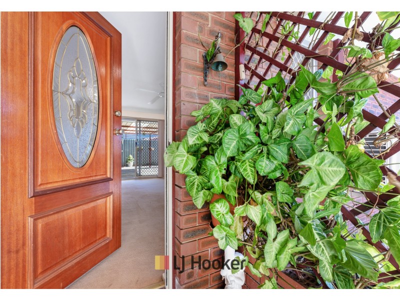 14 Girrawheen Ave, Girrawheen WA 6064