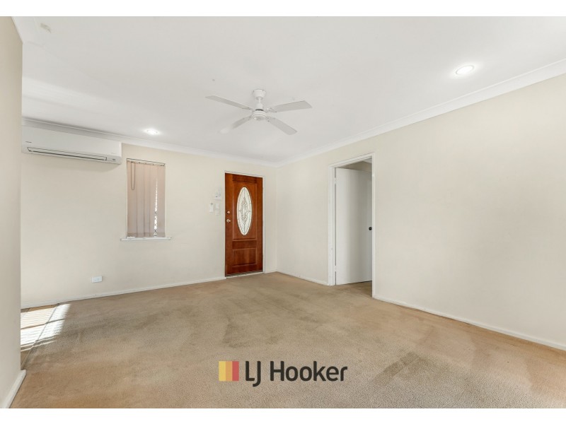 14 Girrawheen Ave, Girrawheen WA 6064