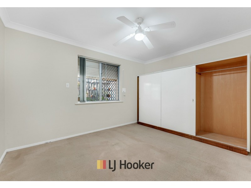 14 Girrawheen Ave, Girrawheen WA 6064