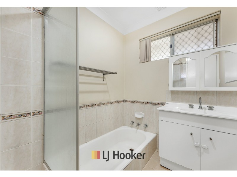 14 Girrawheen Ave, Girrawheen WA 6064