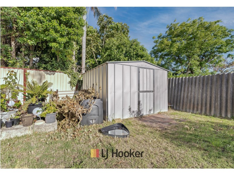 14 Girrawheen Ave, Girrawheen WA 6064