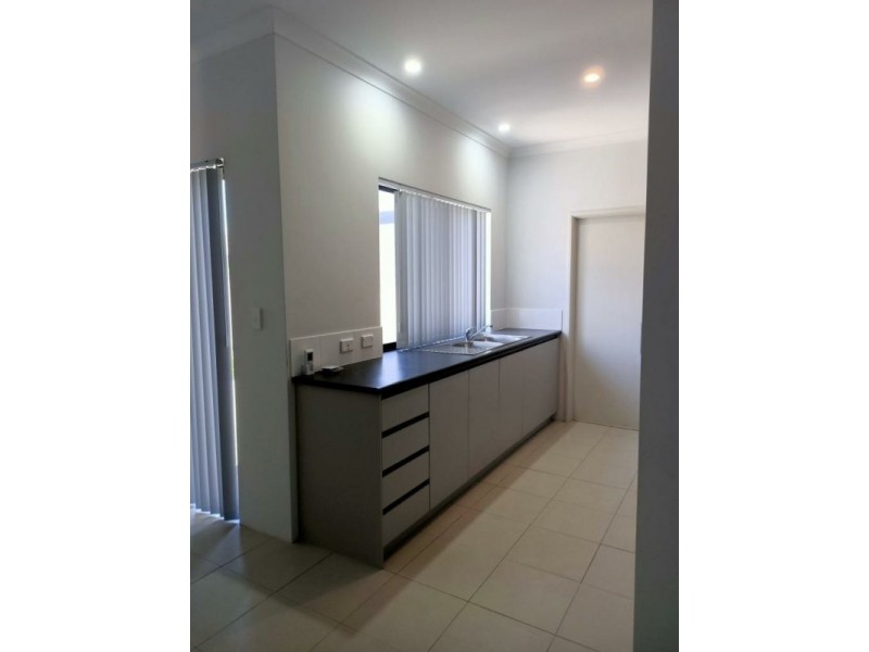 1A Glenkeen Street, Butler WA 6036