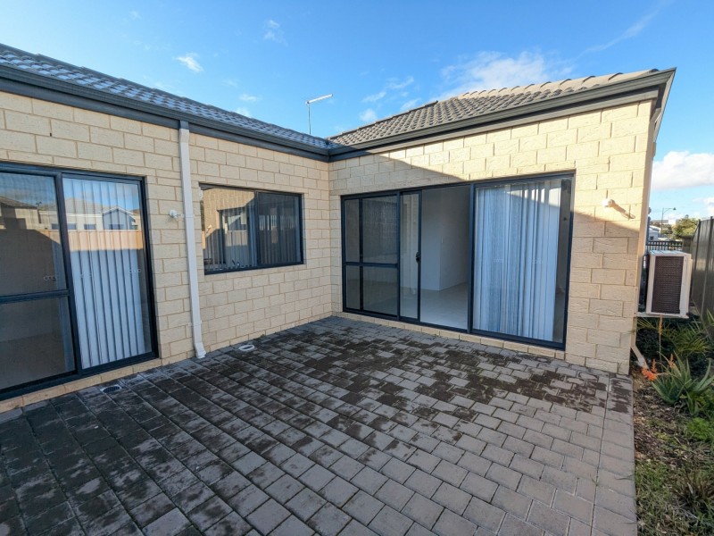 1A Glenkeen Street, Butler WA 6036