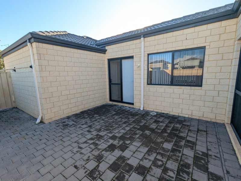 1A Glenkeen Street, Butler WA 6036