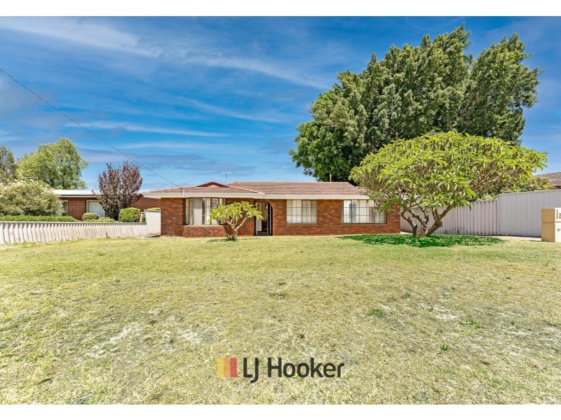 3 Pelham Way, Girrawheen WA 6064