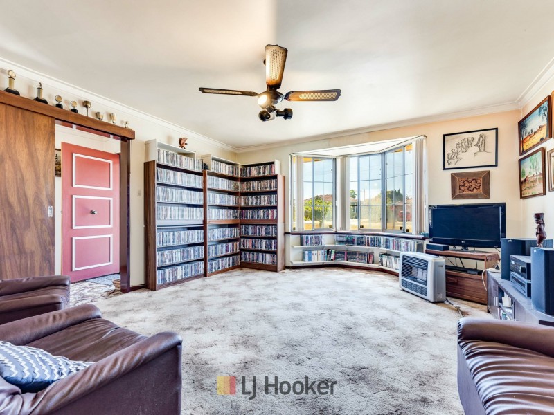 3 Pelham Way, Girrawheen WA 6064