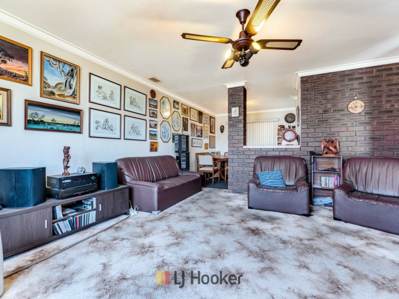 3 Pelham Way, Girrawheen WA 6064