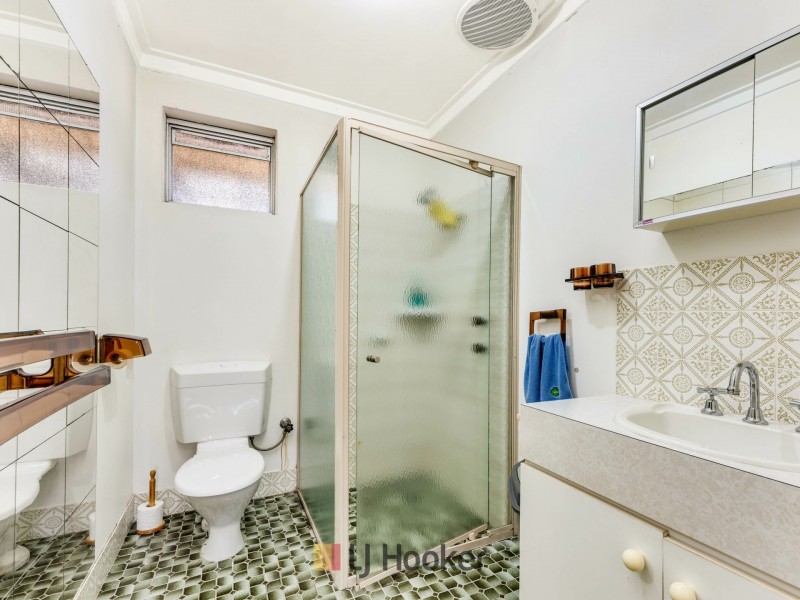 3 Pelham Way, Girrawheen WA 6064