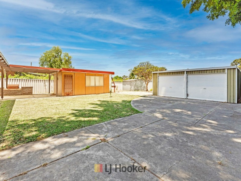 3 Pelham Way, Girrawheen WA 6064