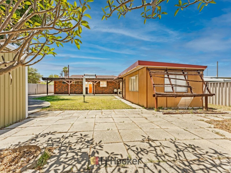 3 Pelham Way, Girrawheen WA 6064