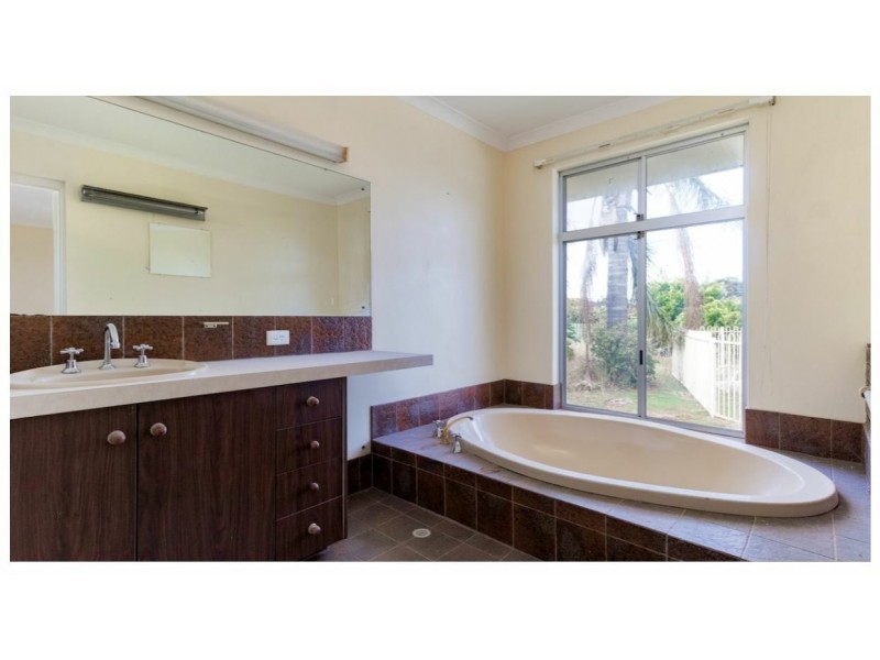 51 Curtis Way, Girrawheen WA 6064