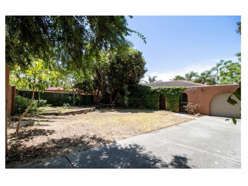 51 Curtis Way, Girrawheen WA 6064