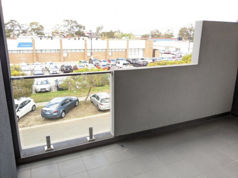 201/9 Leila Street, Cannington WA 6107