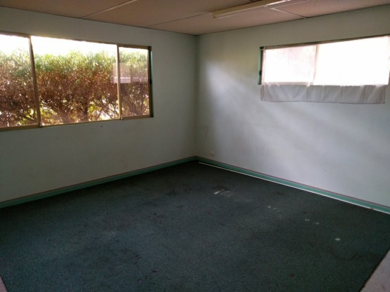 3B Wythburn Ave, Balga WA 6061