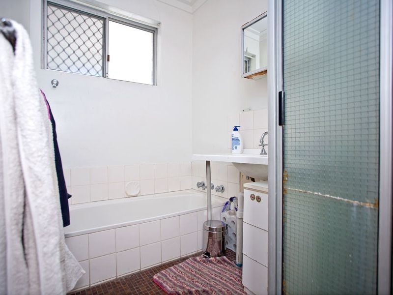 20 Denston Way, Girrawheen WA 6064