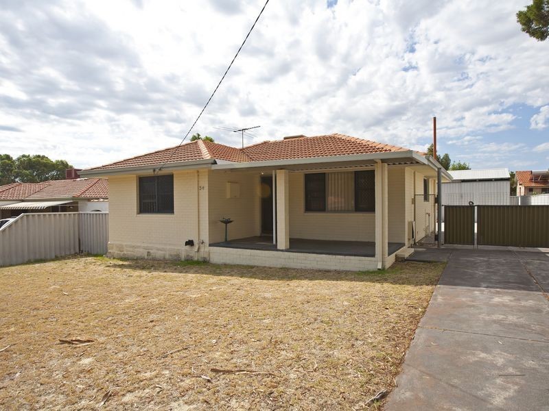 34 Manolas Way, Girrawheen WA 6064