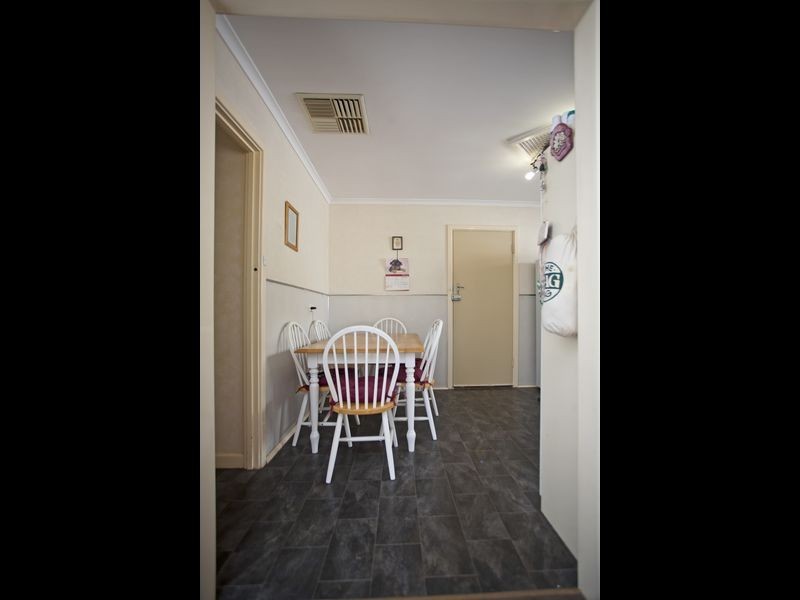 34 Manolas Way, Girrawheen WA 6064