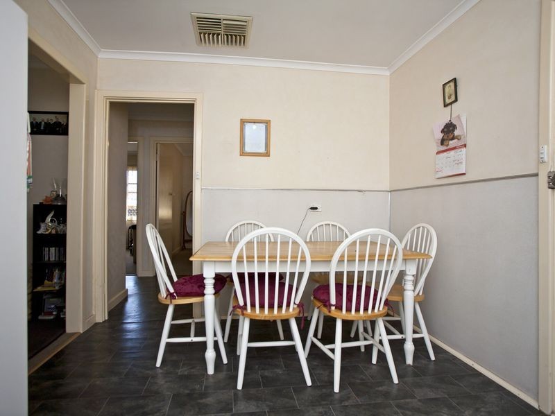 34 Manolas Way, Girrawheen WA 6064