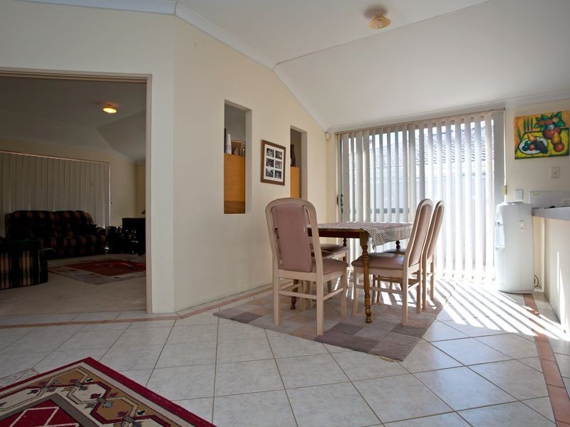 40 Nottingham Gardens, Ballajura WA 6066