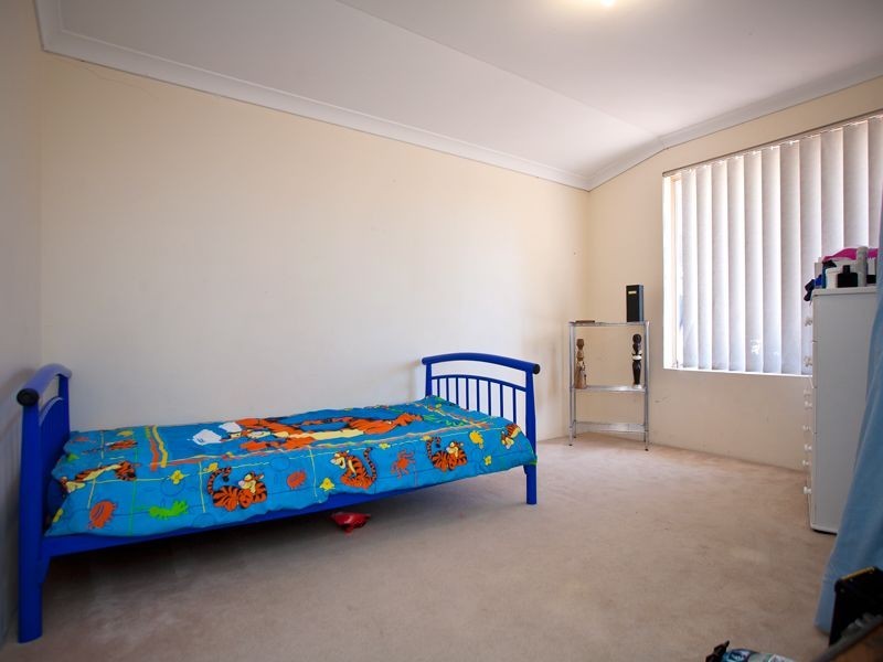 40 Nottingham Gardens, Ballajura WA 6066