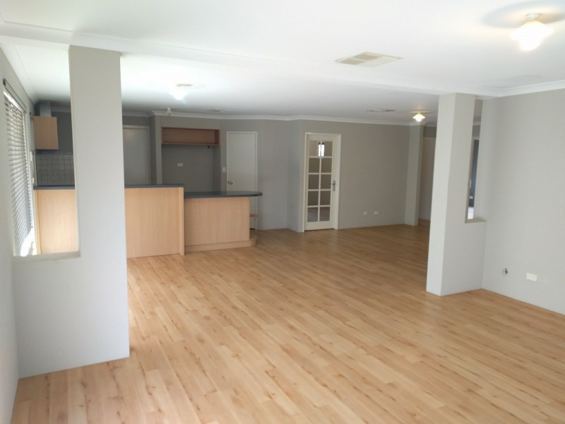 26 Trent Bridge Avenue, Madeley WA 6065