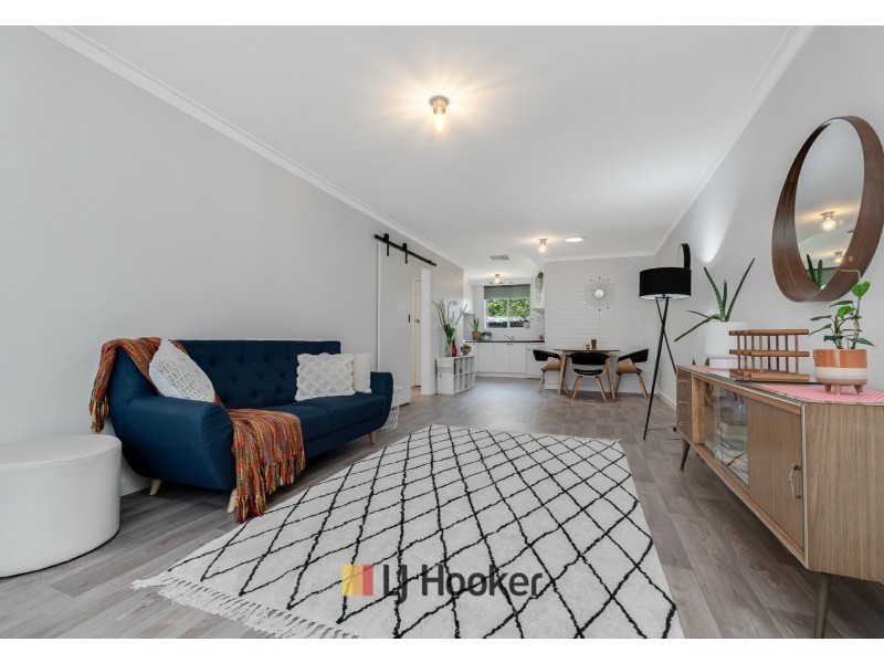 21 Wychcross St, Westminster WA 6061