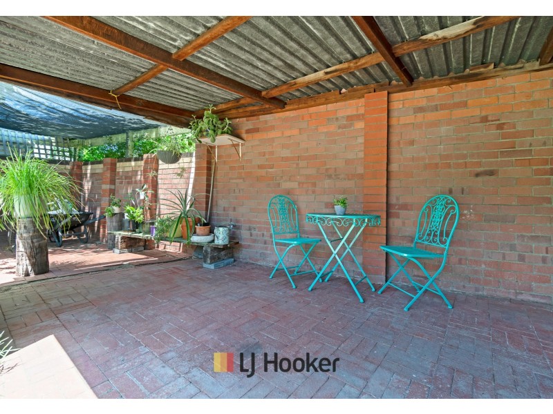 21 Wychcross St, Westminster WA 6061