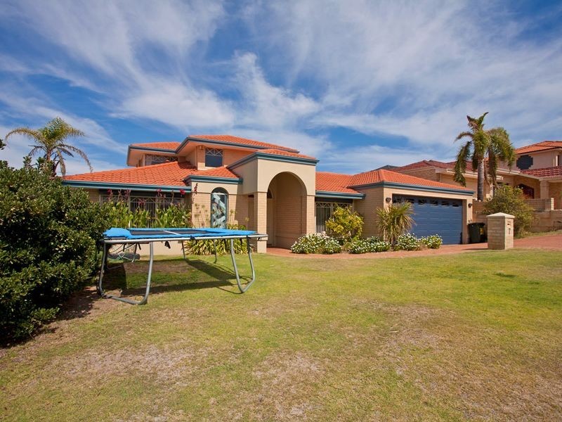 7 Cherrywood Avenue, Dianella WA 6059