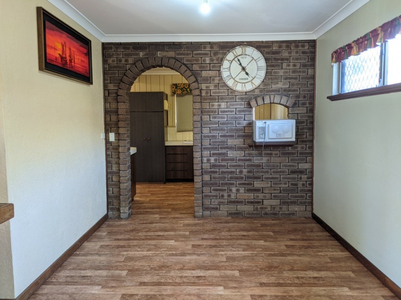 28 Mereworth Way, Girrawheen WA 6064