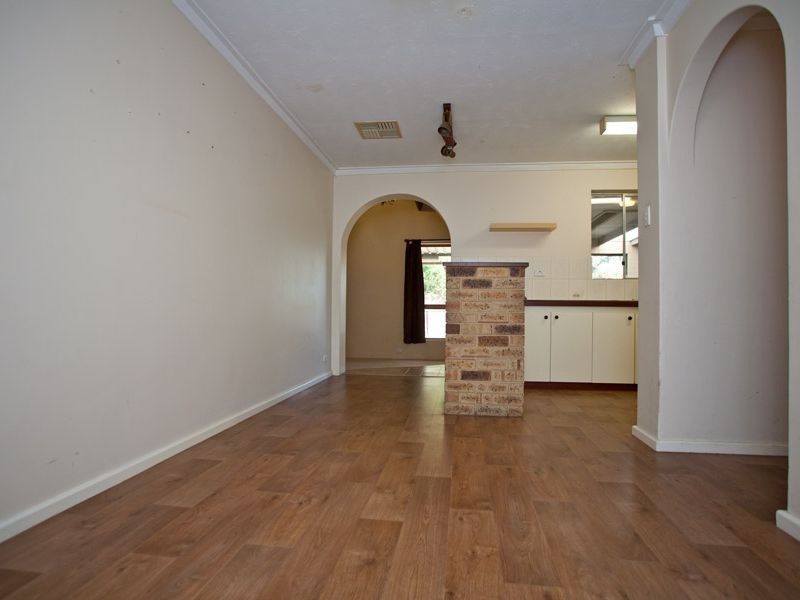 105 Waddington Crescent, Koondoola WA 6064