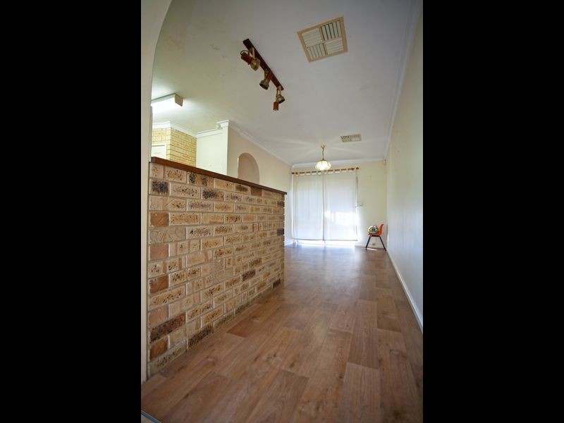 105 Waddington Crescent, Koondoola WA 6064