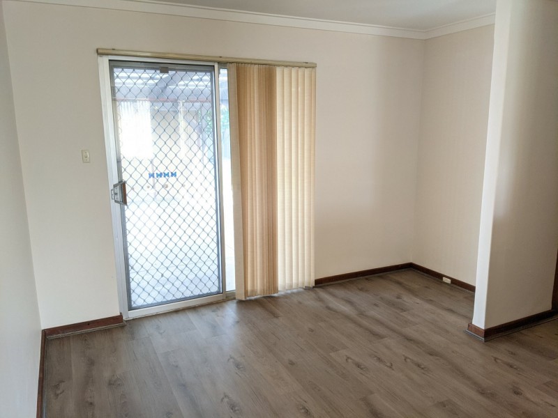 3 Pelham Way, Girrawheen WA 6064