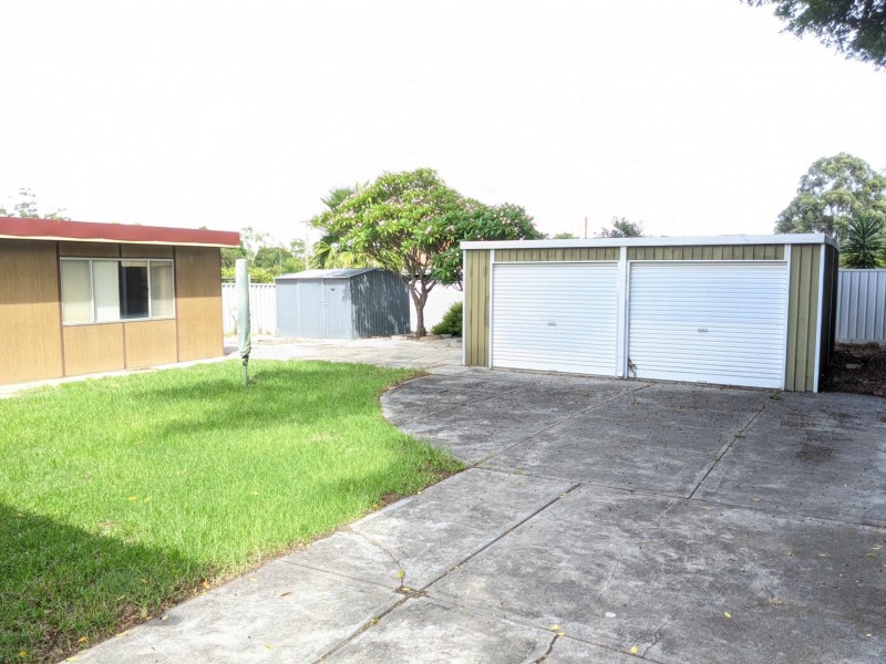 3 Pelham Way, Girrawheen WA 6064