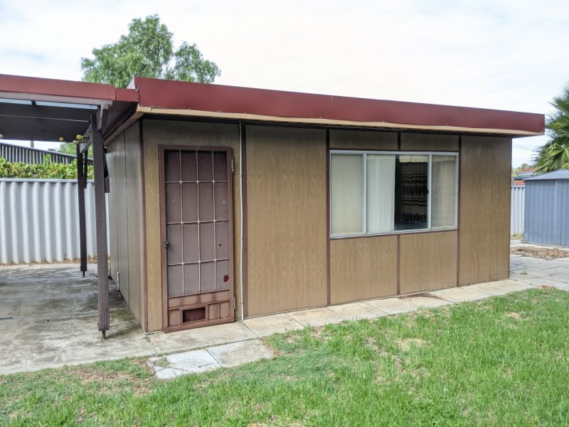 3 Pelham Way, Girrawheen WA 6064