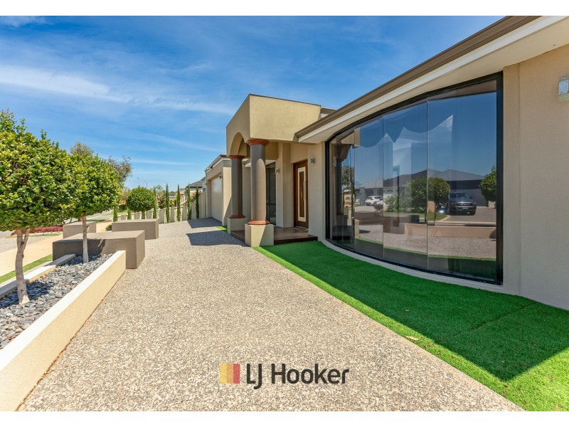 61 Barbarossa Drive, Caversham WA 6055